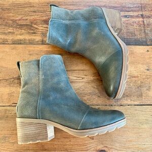 SOREL Cate Waterproof Suede And Leather Heeled Zipper Booties